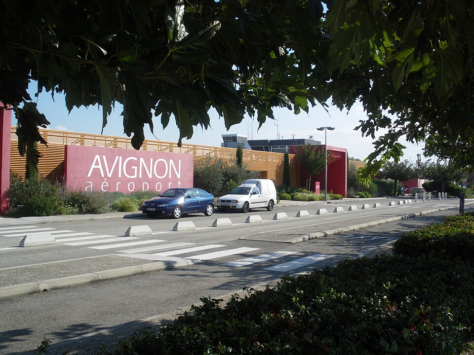 Avignon Caumont airport