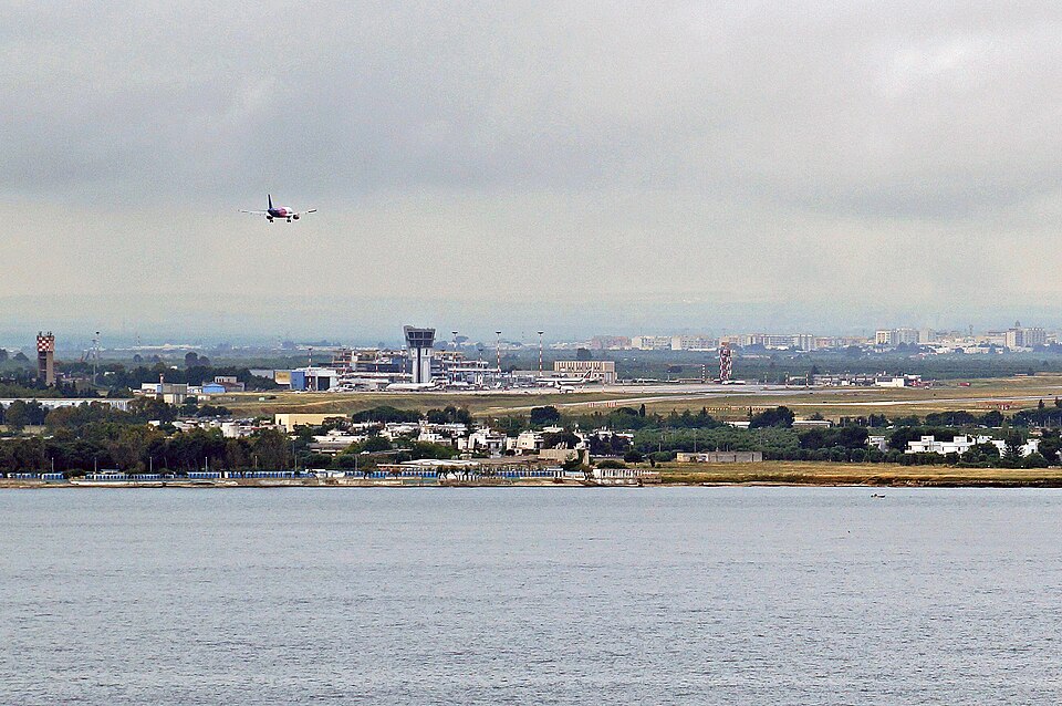 Bari Karol Wojtyła International Airport