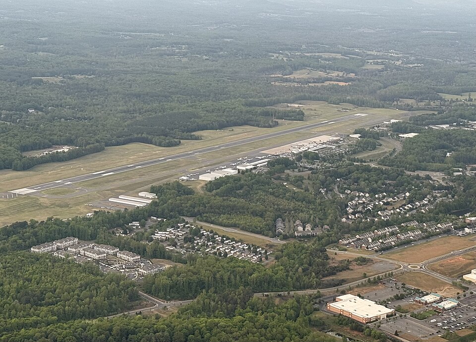 Charlottesville Albemarle Airport