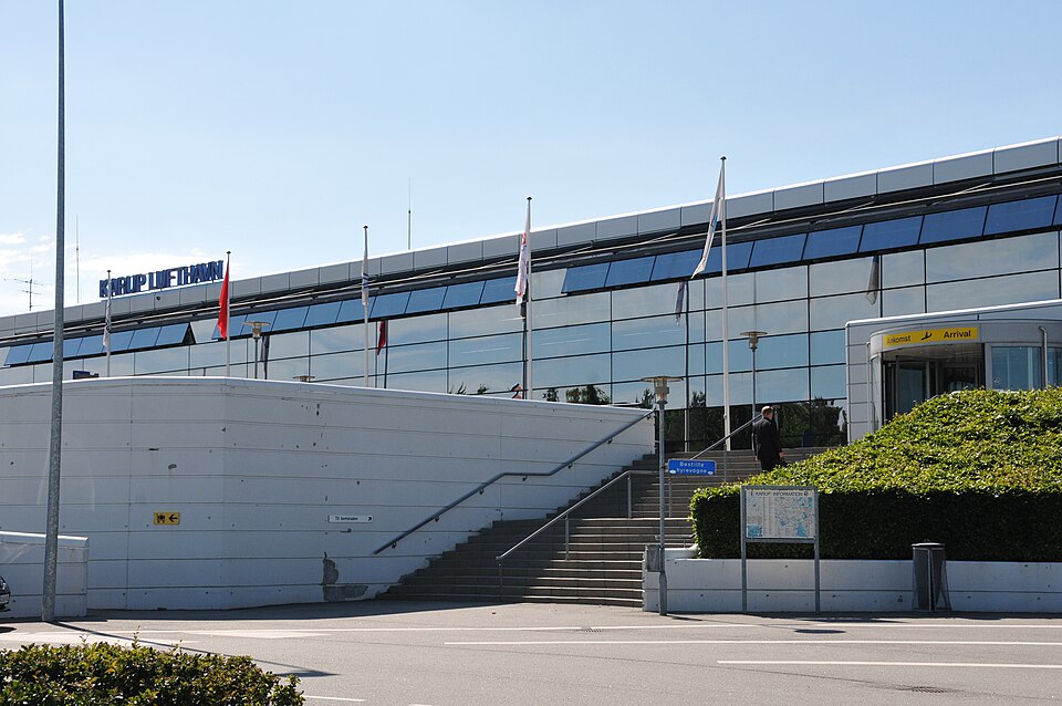 Midtjyllands Airport / Air Base Karup