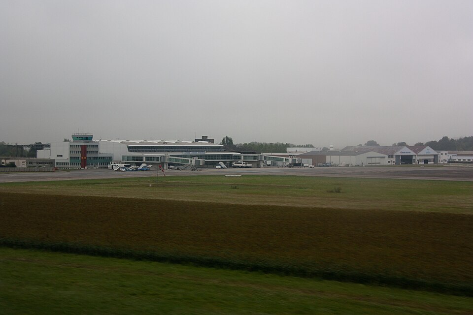 Tarbes-Lourdes-Pyrénées Airport