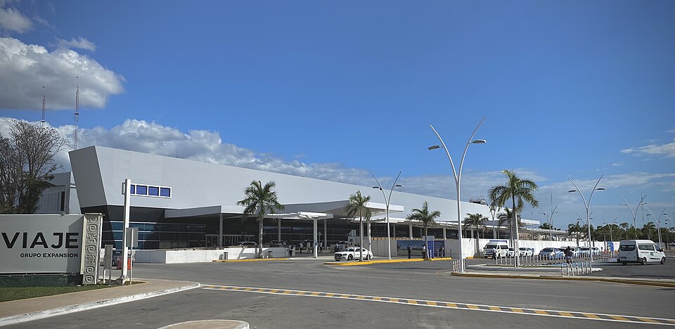 Manuel Crescencio Rejón International Airport