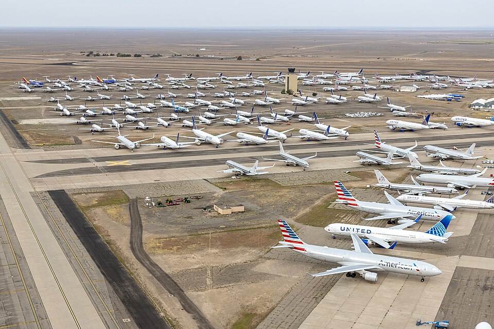 Roswell Air Center Airport