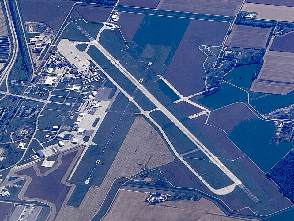Sioux Gateway Airport / Brigadier General Bud Day Field