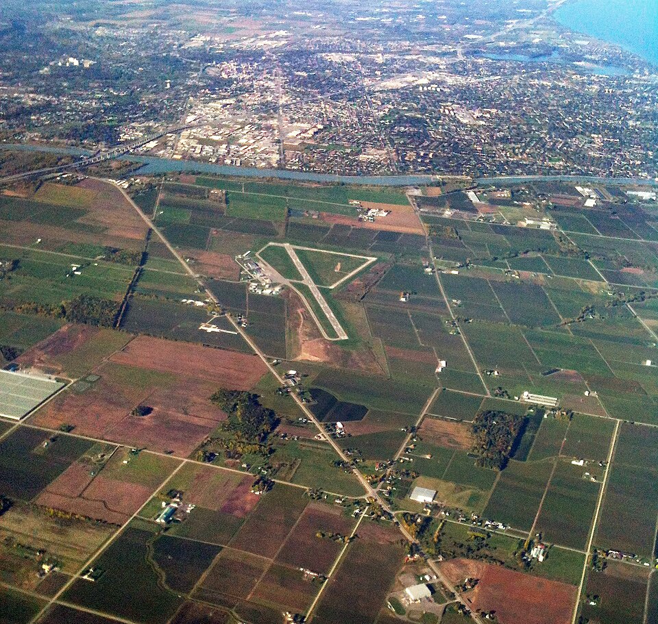 Niagara District Airport