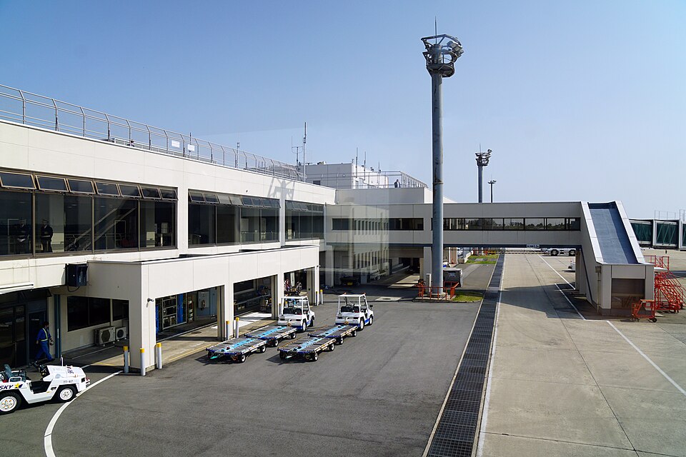 Yonago Kitaro Airport / JASDF Miho Air Base