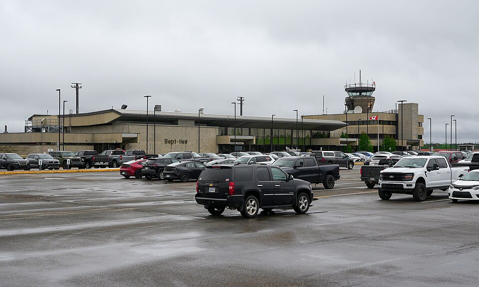 Sept-Îles Airport